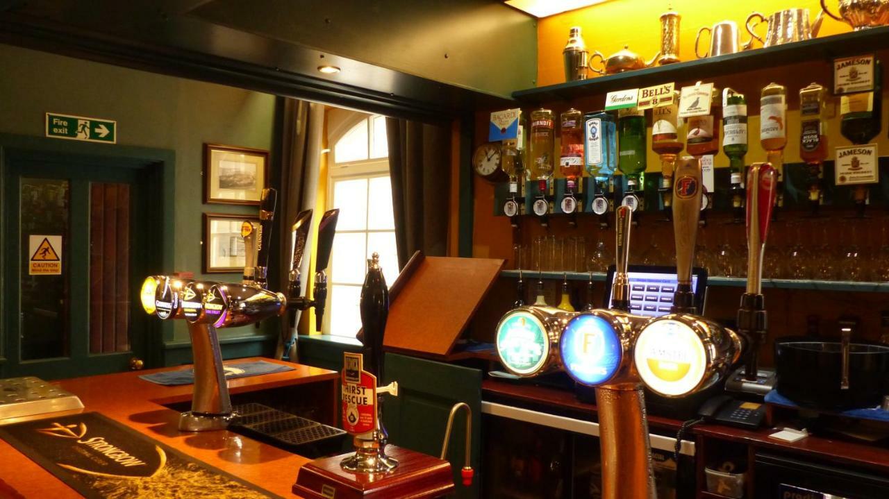 The Waverley Hotel ホワイトヘイブン エクステリア 写真
